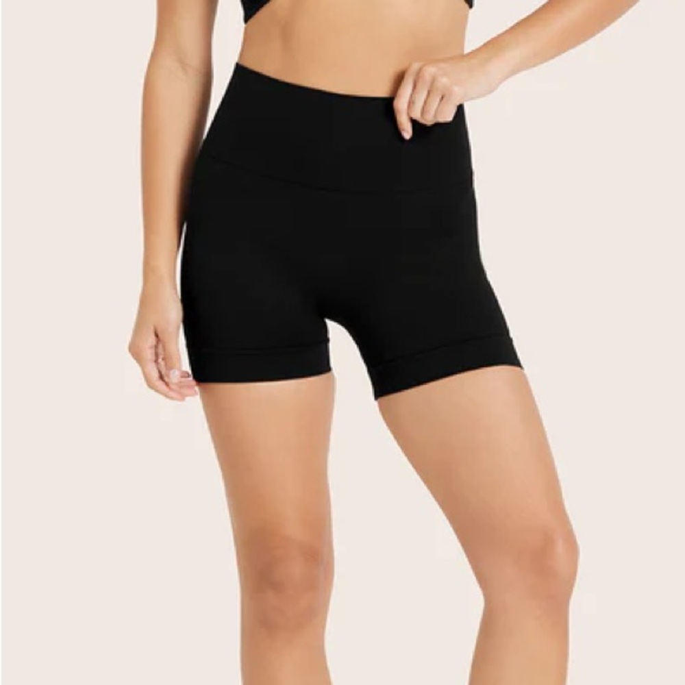 SET Active Sculptflex Bike Shorts Onyx Size Extra Small